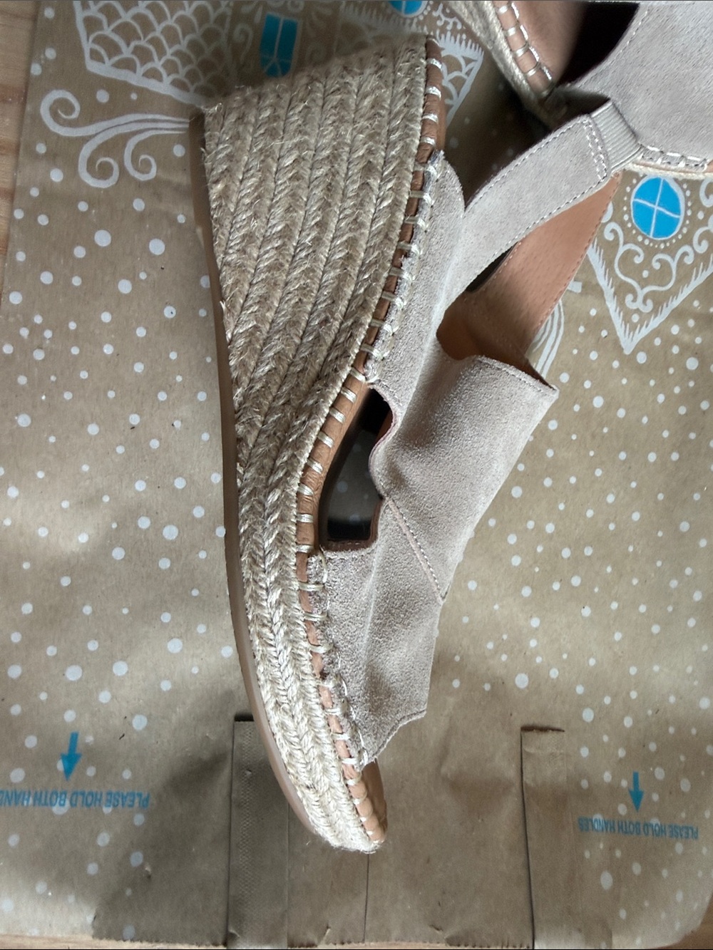 gentle souls light beige suede slingback sandals - Picture 5 of 7